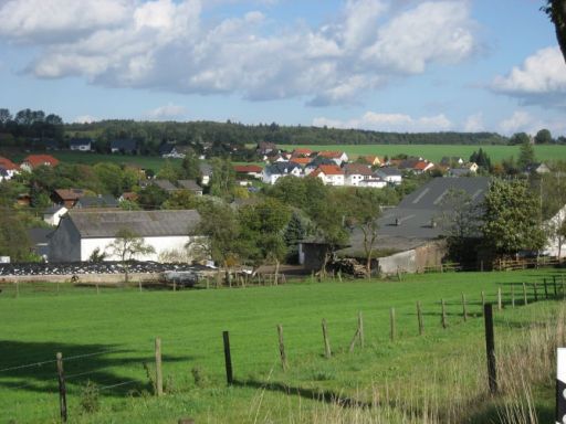 Wohnort Oberkail Eifel Blick von Frohnert